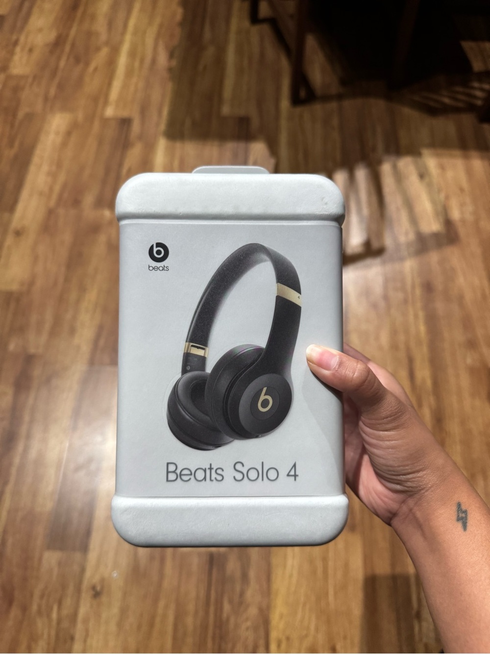 Beats Solo 4 NEW